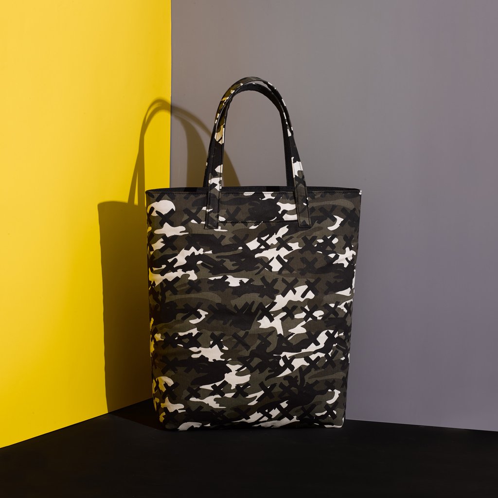 Mr Dog New York Camo X Tote Black